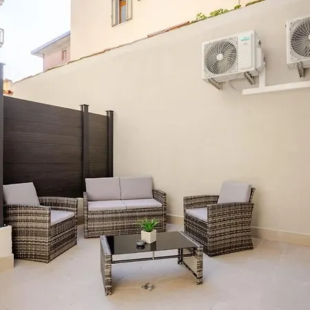 53 Campofiore - Patio Esterno - Moderno Apartman Verona